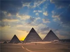 古埃及金字塔win8电脑主题
